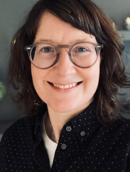 Claire Black Headshot